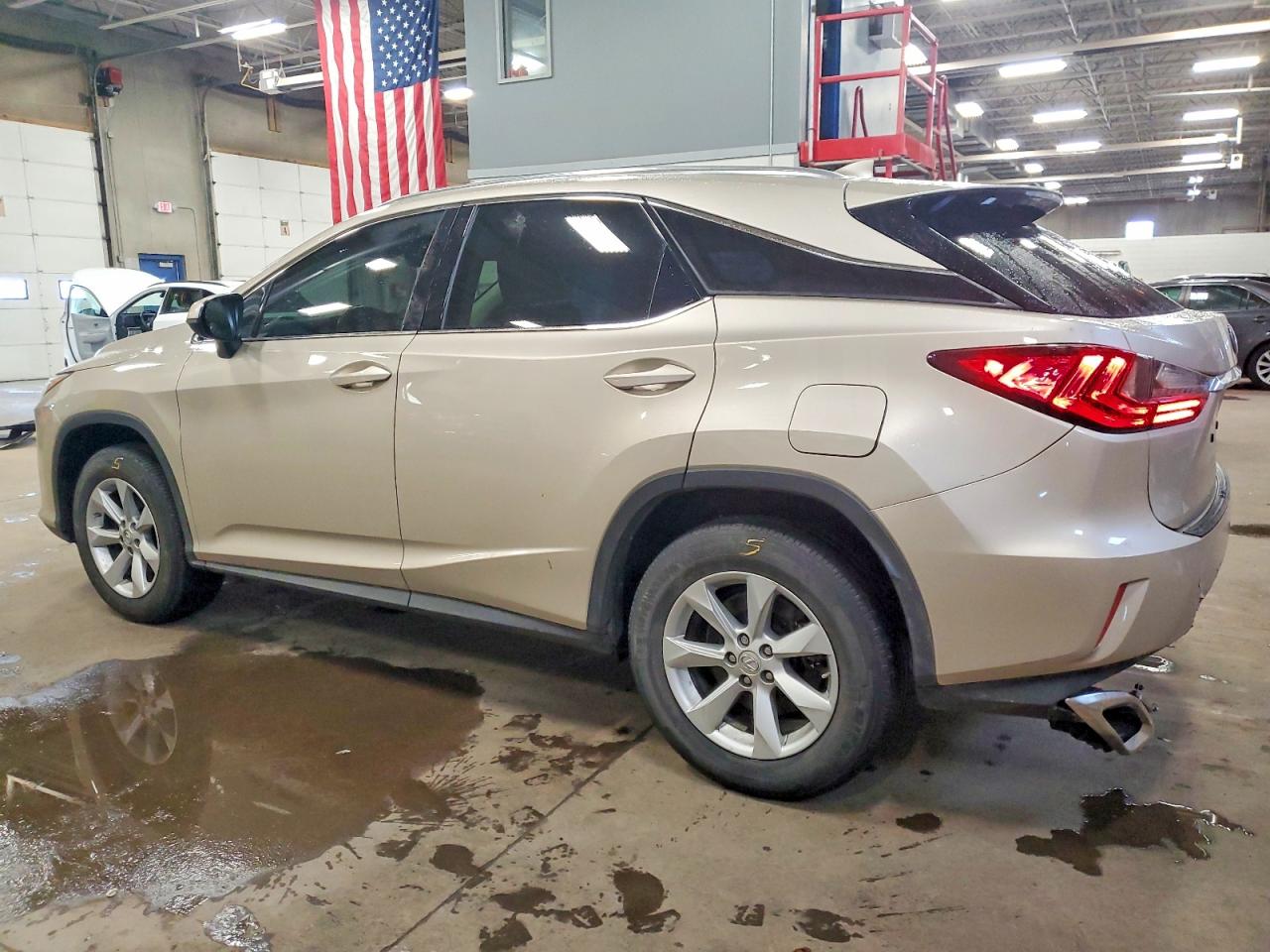 2016 LEXUS RX photo 2