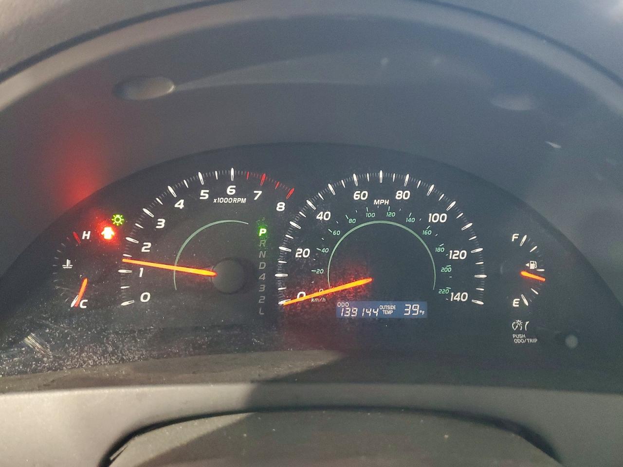 2008 TOYOTA CAMRY LE photo 9