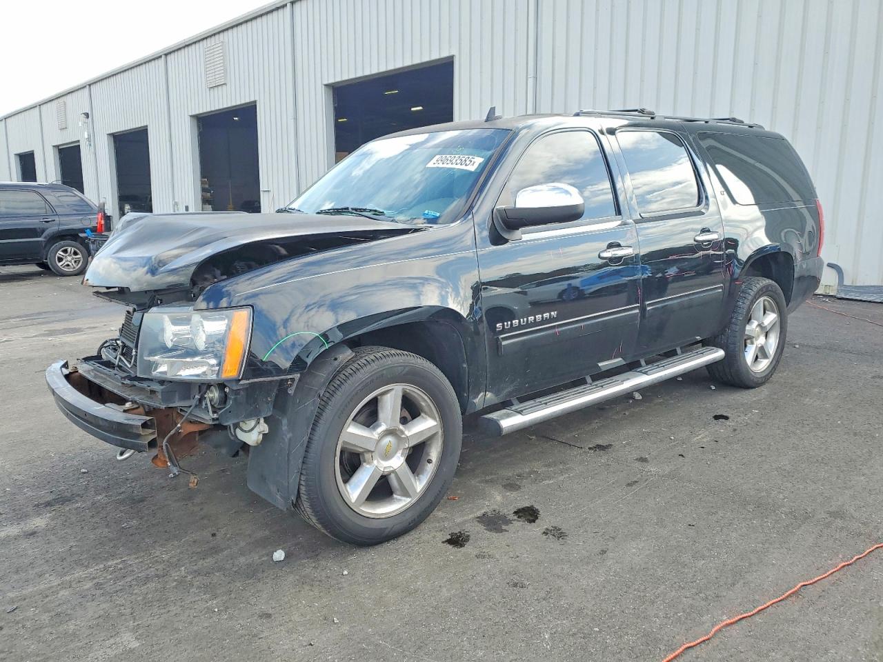 2013 CHEVROLET SUBURBAN