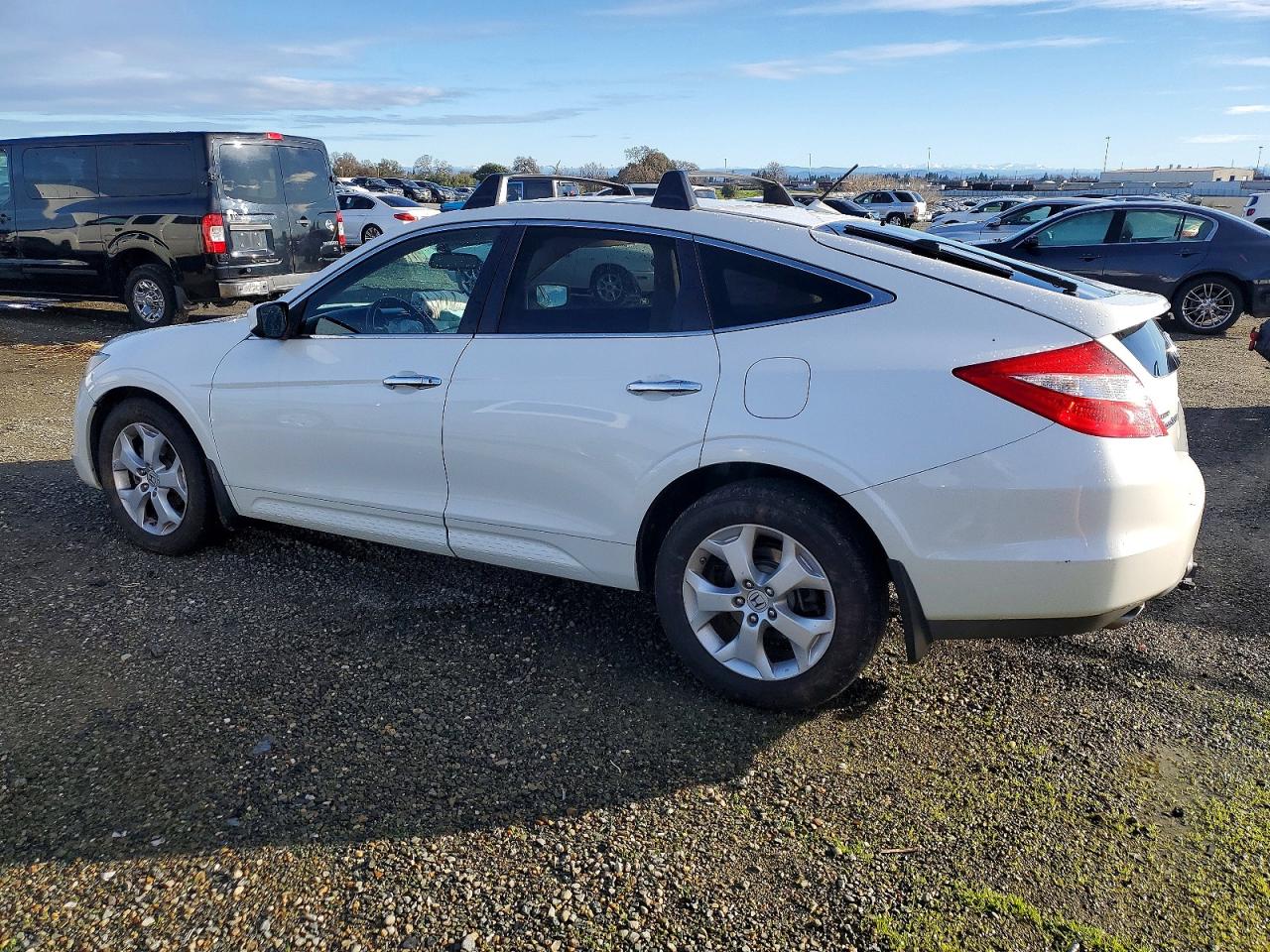 2010 HONDA ACCORD CROSSTOUR EXL photo 2