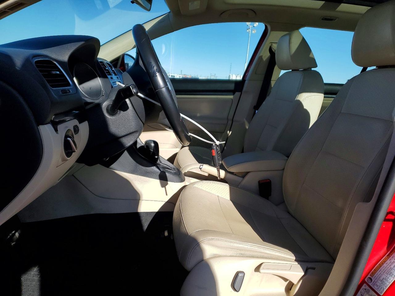 2012 VOLKSWAGEN JETTA S photo 7