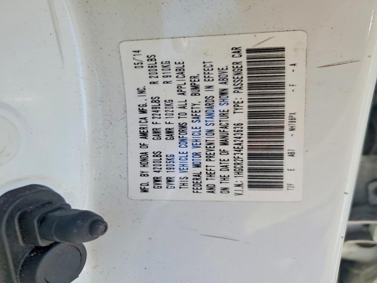 2014 HONDA ACCORD LX photo 13