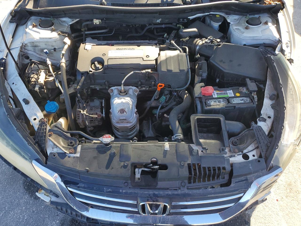 2014 HONDA ACCORD LX photo 11