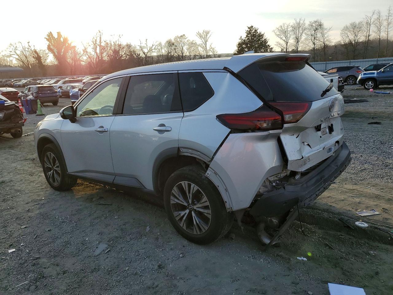 2023 NISSAN ROGUE SV photo 2