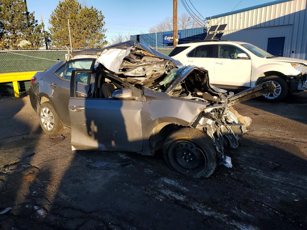2015 TOYOTA COROLLA L photo 4