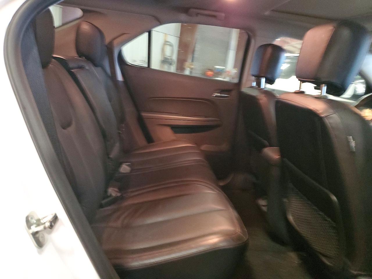 2015 CHEVROLET EQUINOX LT photo 11