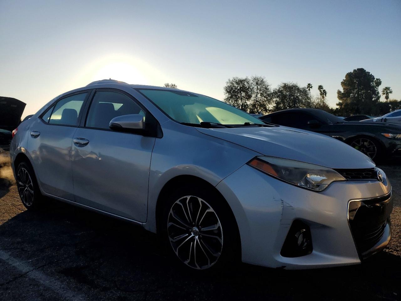 2015 TOYOTA COROLLA L photo 4