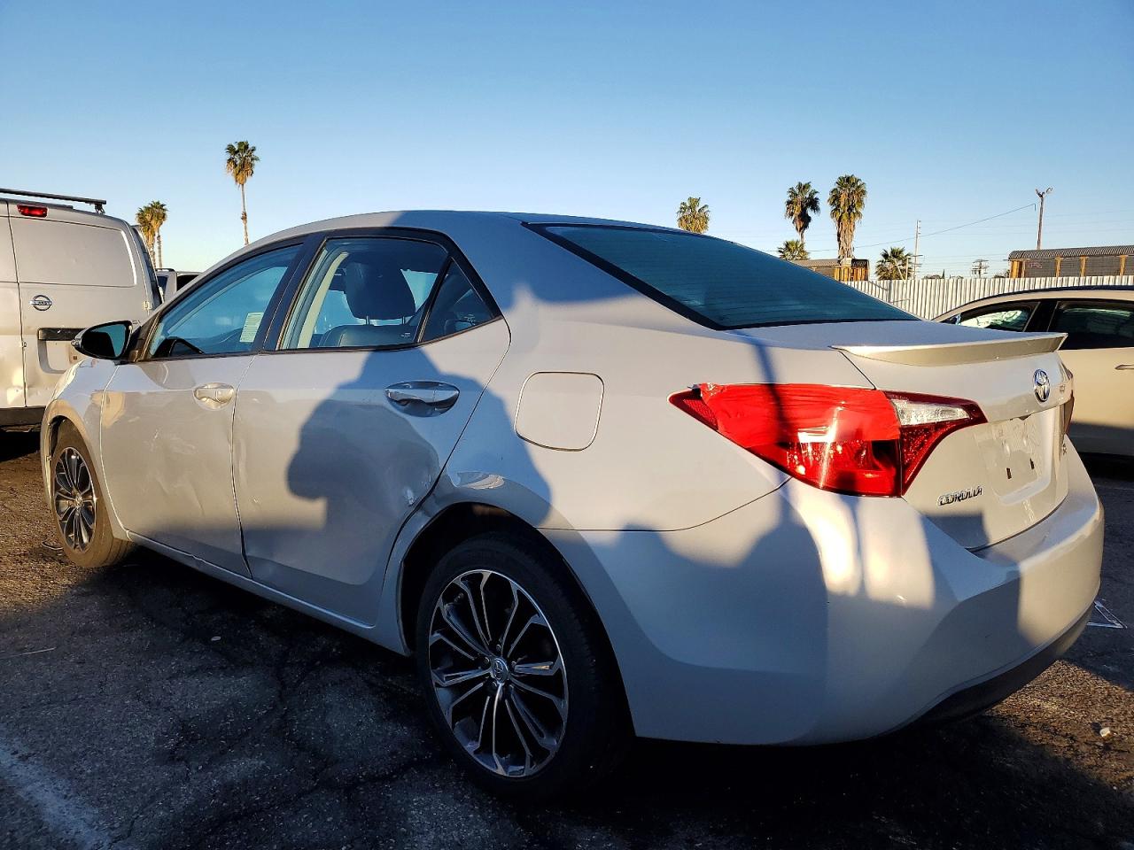 2015 TOYOTA COROLLA L photo 2