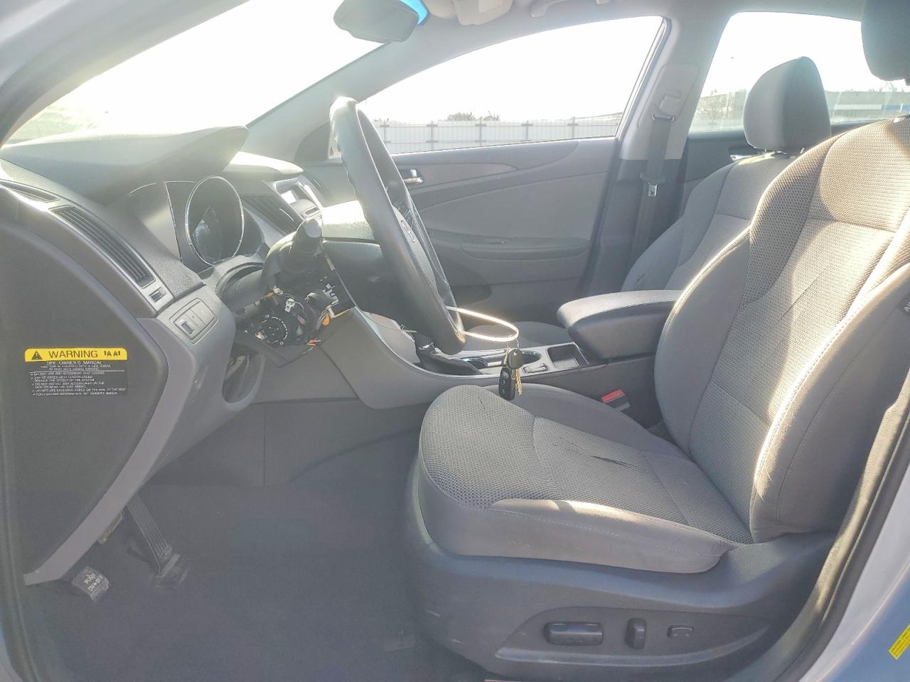 2013 HYUNDAI SONATA GLS photo 7
