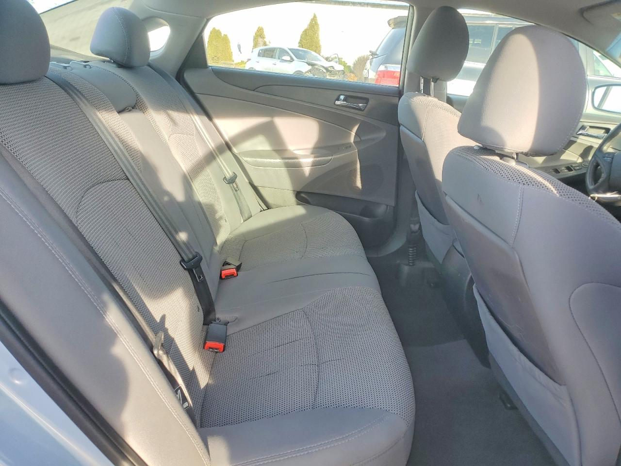 2013 HYUNDAI SONATA GLS photo 10