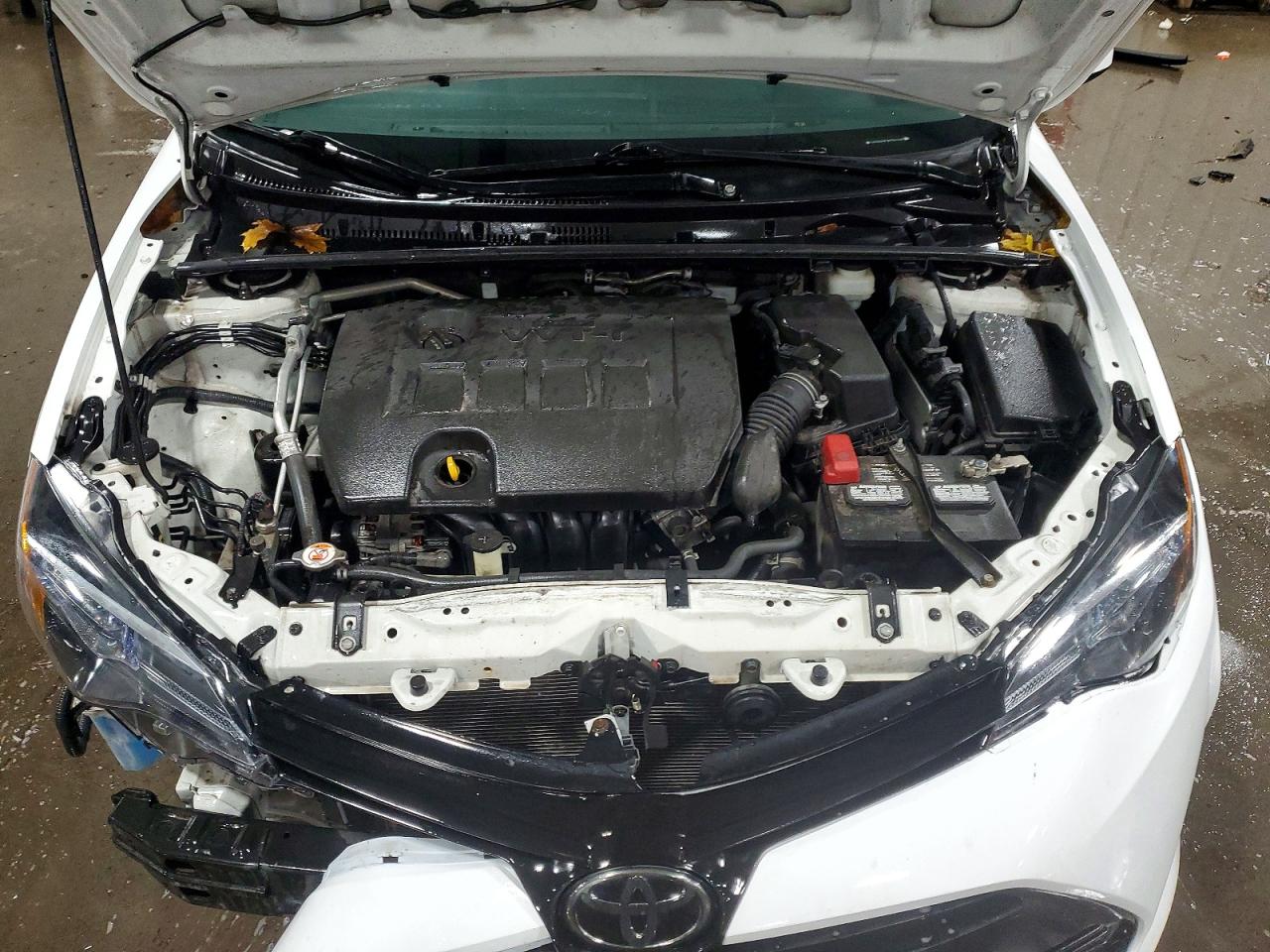 2019 TOYOTA COROLLA L photo 11