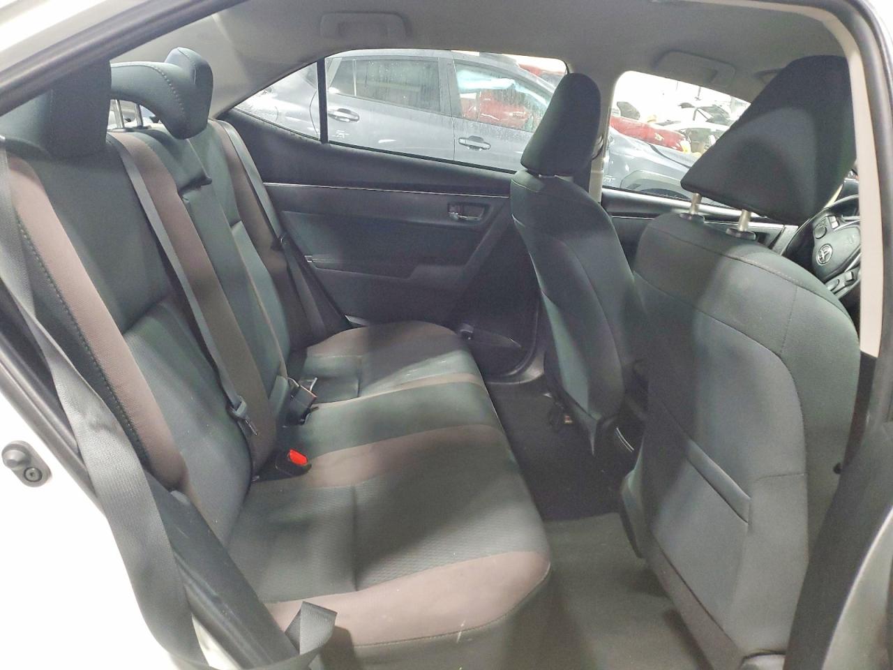 2019 TOYOTA COROLLA L photo 10