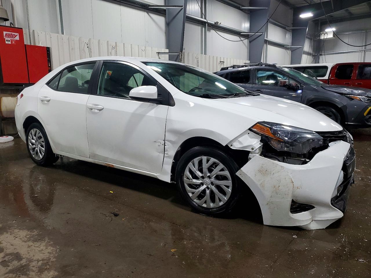 2019 TOYOTA COROLLA L photo 4