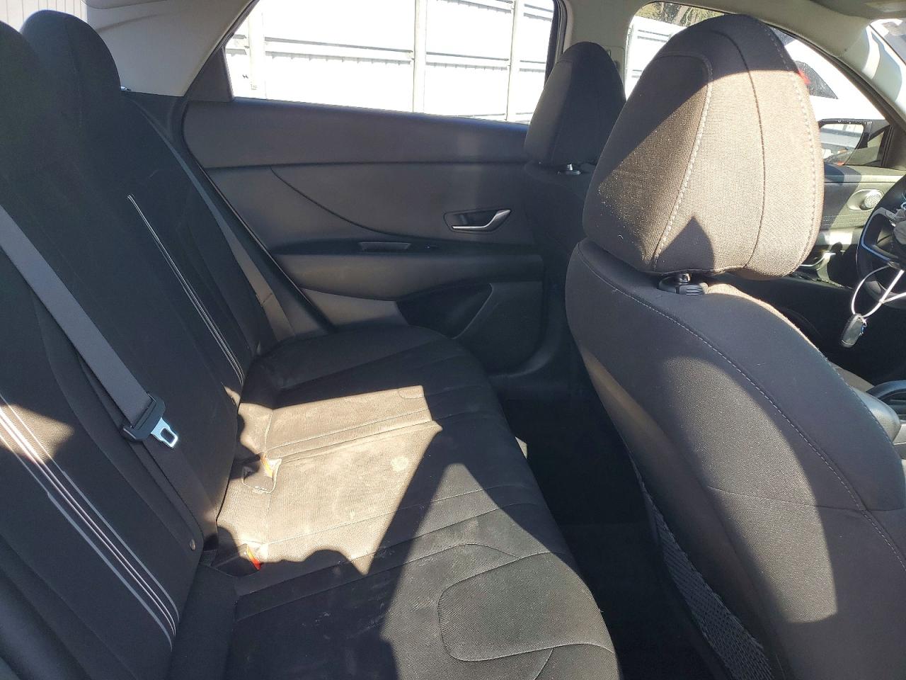 2022 HYUNDAI ELANTRA SEL photo 10