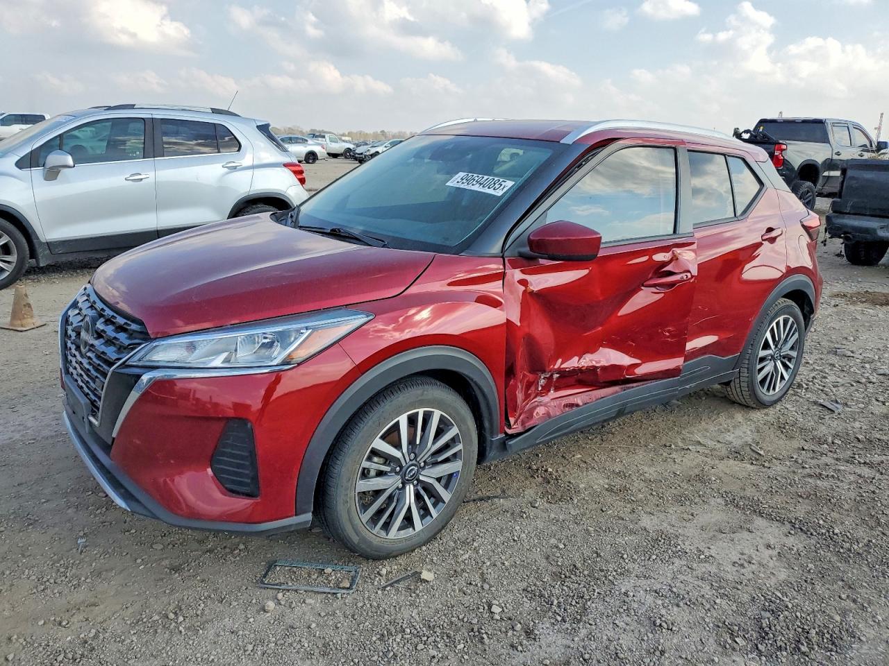 2023 NISSAN KICKS
