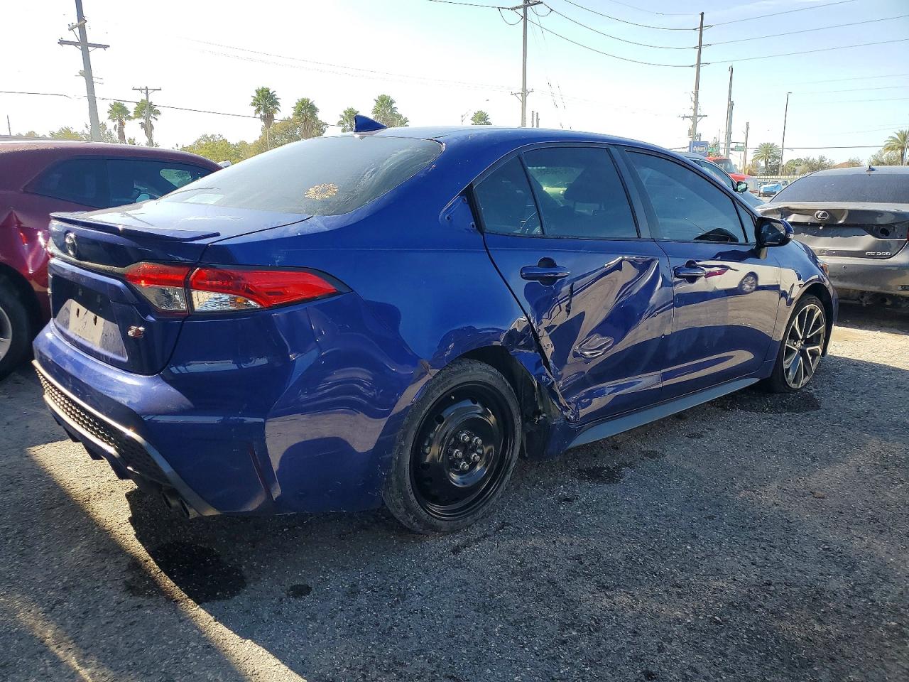 2021 TOYOTA COROLLA SE photo 3