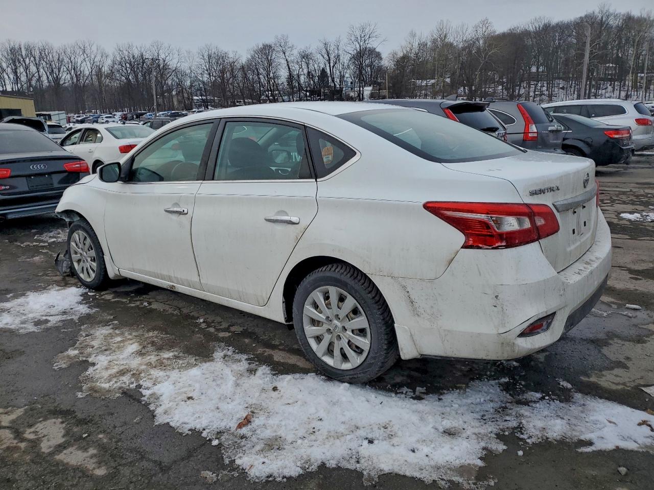 2019 NISSAN SENTRA S photo 2