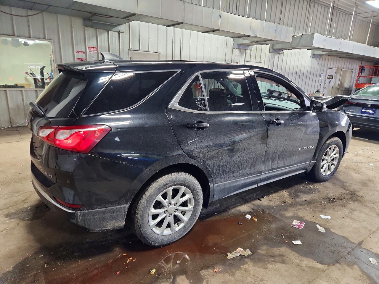 2019 CHEVROLET EQUINOX LT photo 3