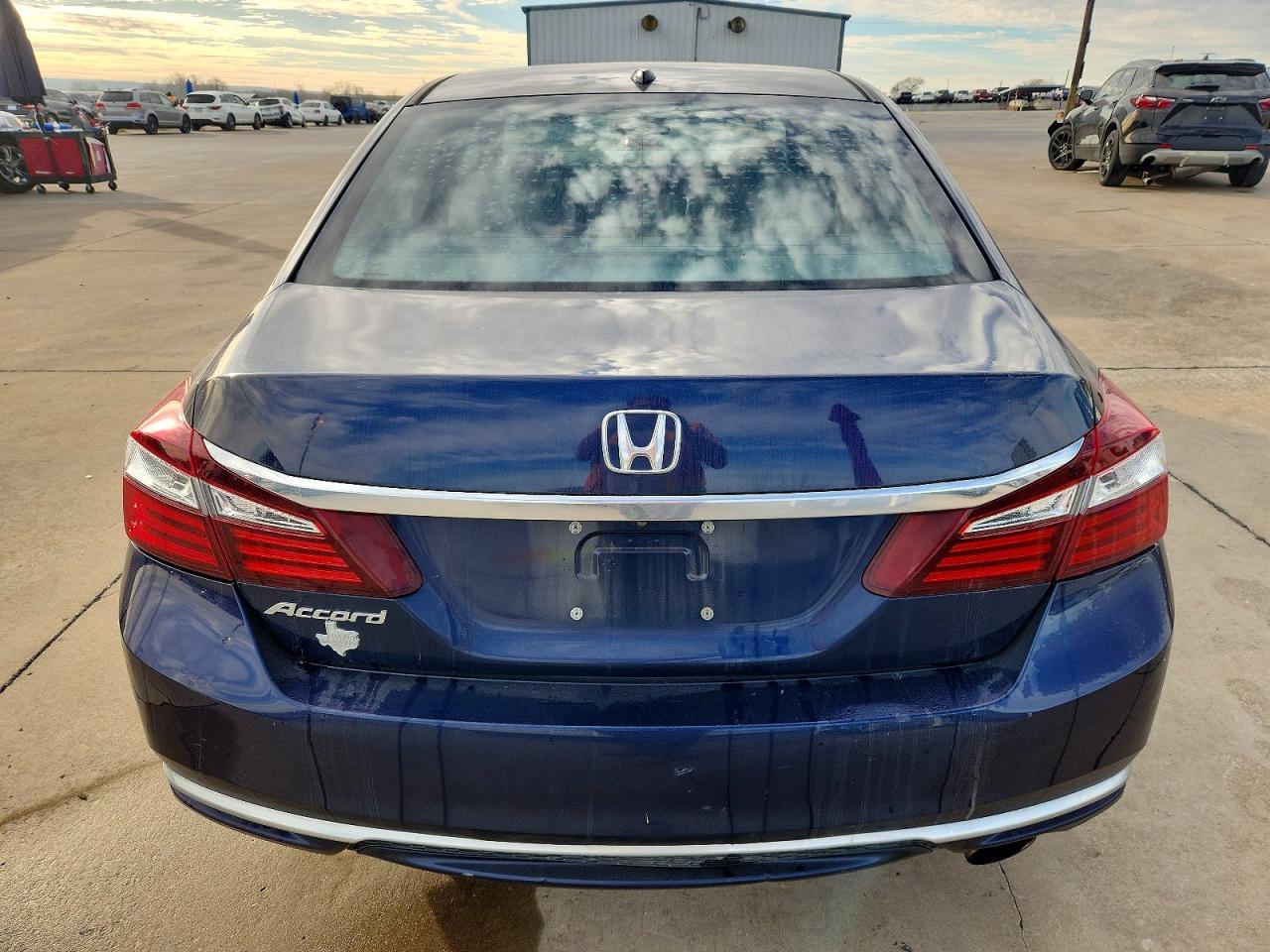 2017 HONDA ACCORD EXL photo 6