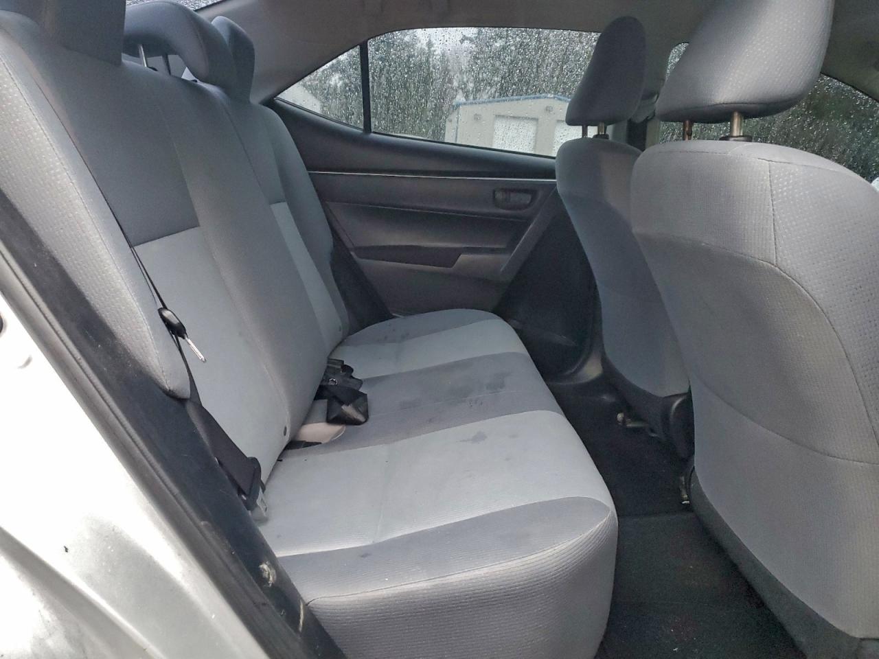 2014 TOYOTA COROLLA L photo 10