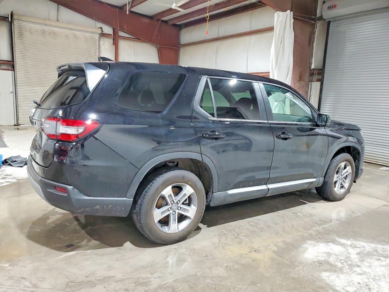 2025 HONDA PILOT EXL photo 3