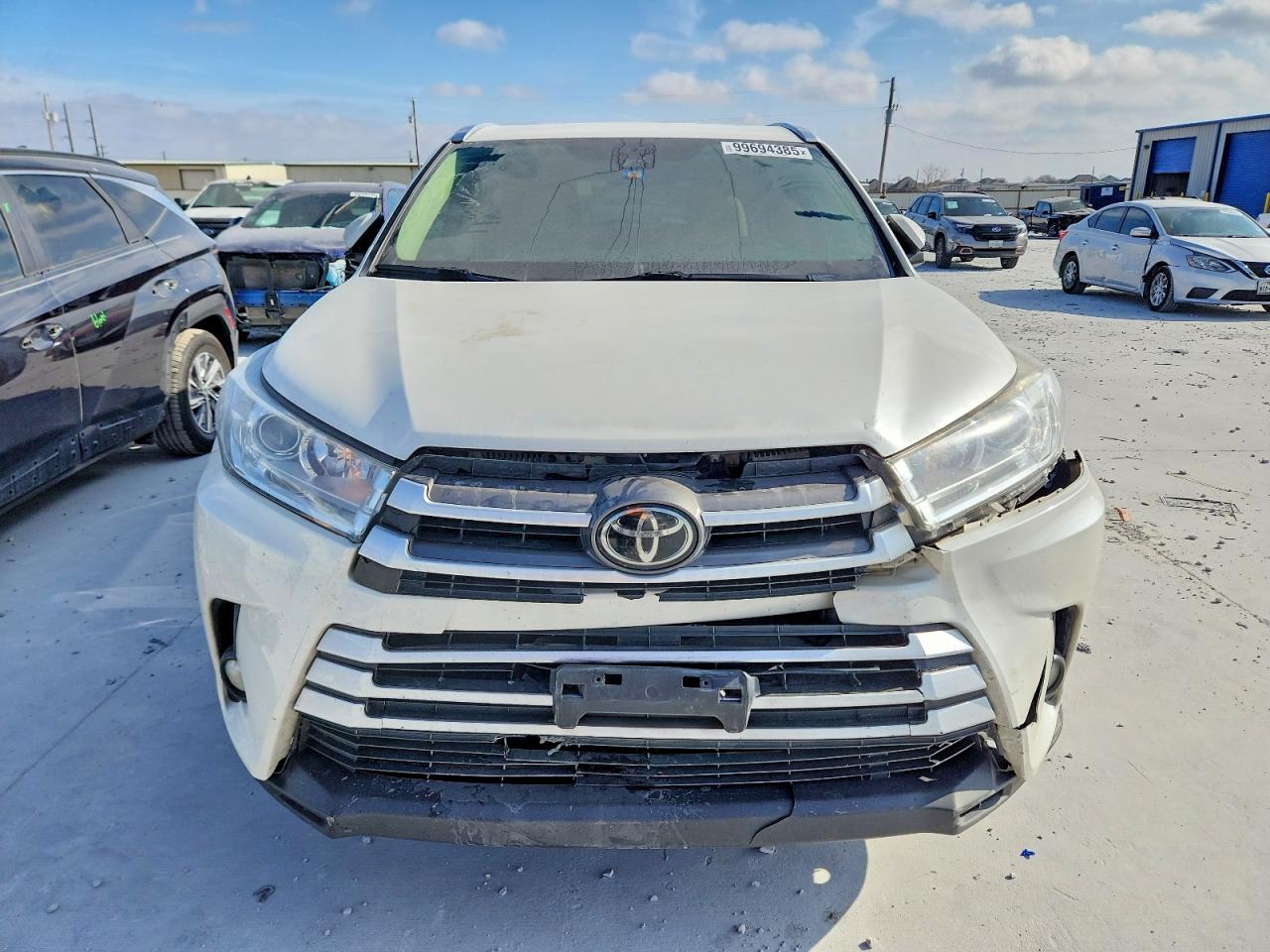 2019 TOYOTA HIGHLANDER SE photo 5