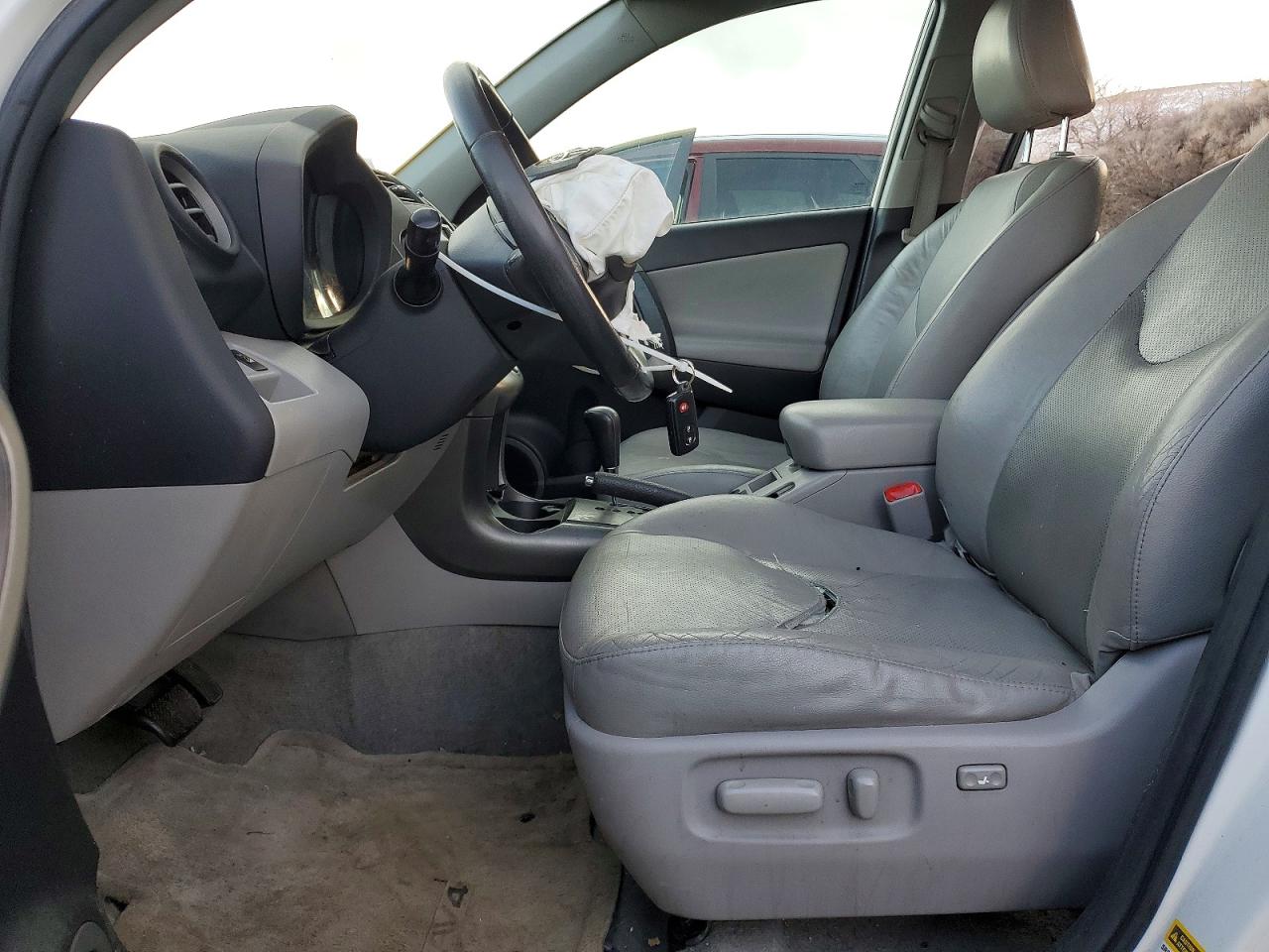 2011 TOYOTA RAV4 LIMITED photo 7