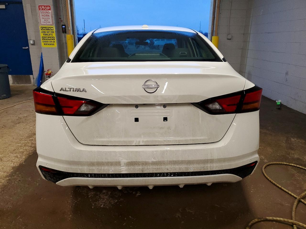2025 NISSAN ALTIMA SV photo 6