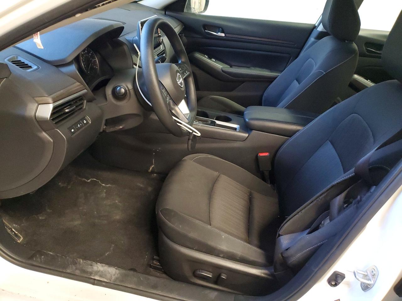 2025 NISSAN ALTIMA SV photo 7