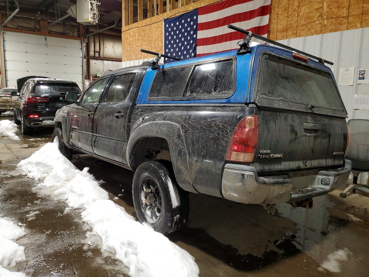 2006 TOYOTA TACOMA DOUBLE CAB photo 2