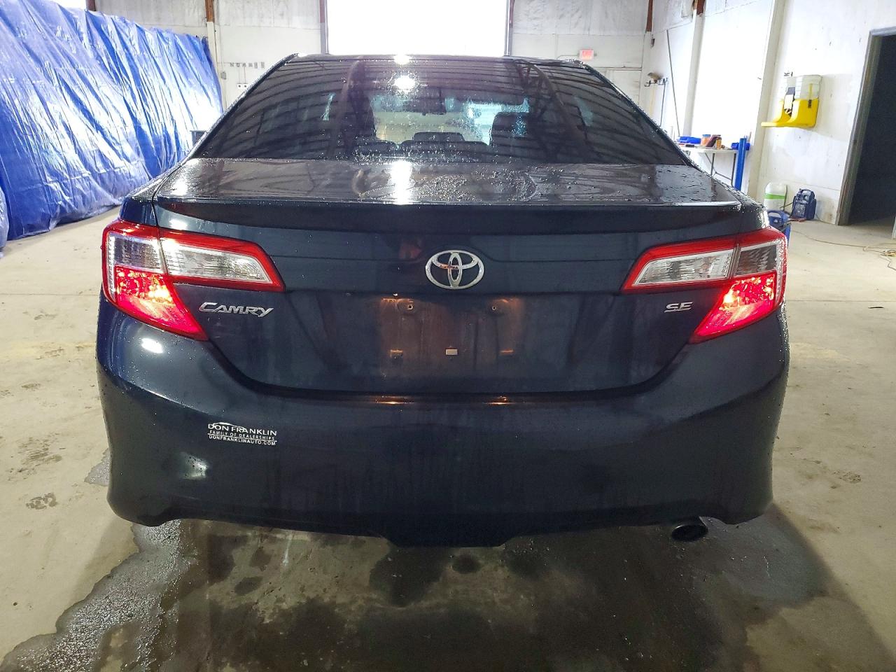 2014 TOYOTA CAMRY L photo 6