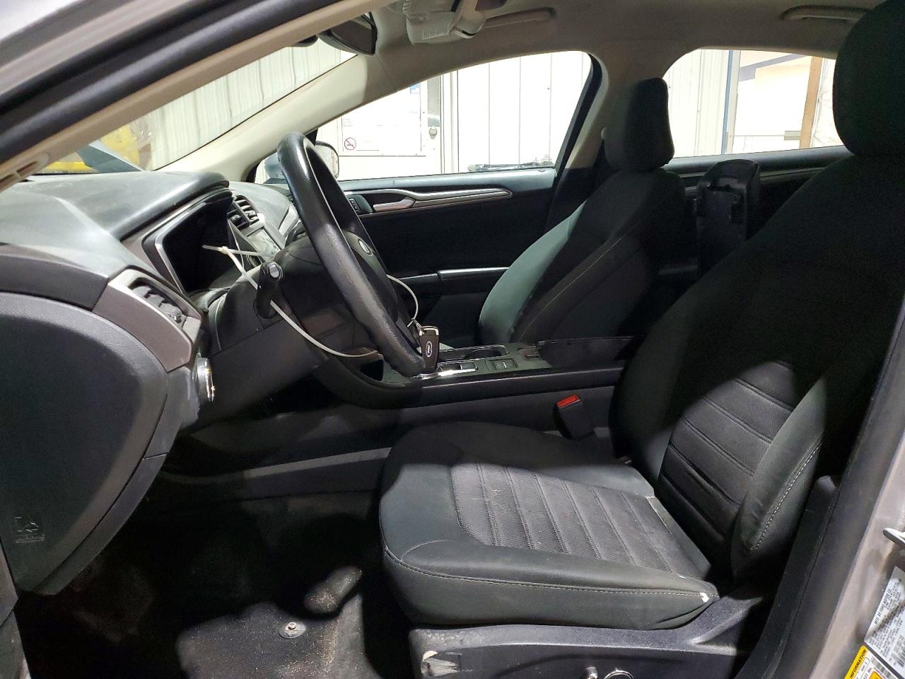 2020 FORD FUSION SE photo 7
