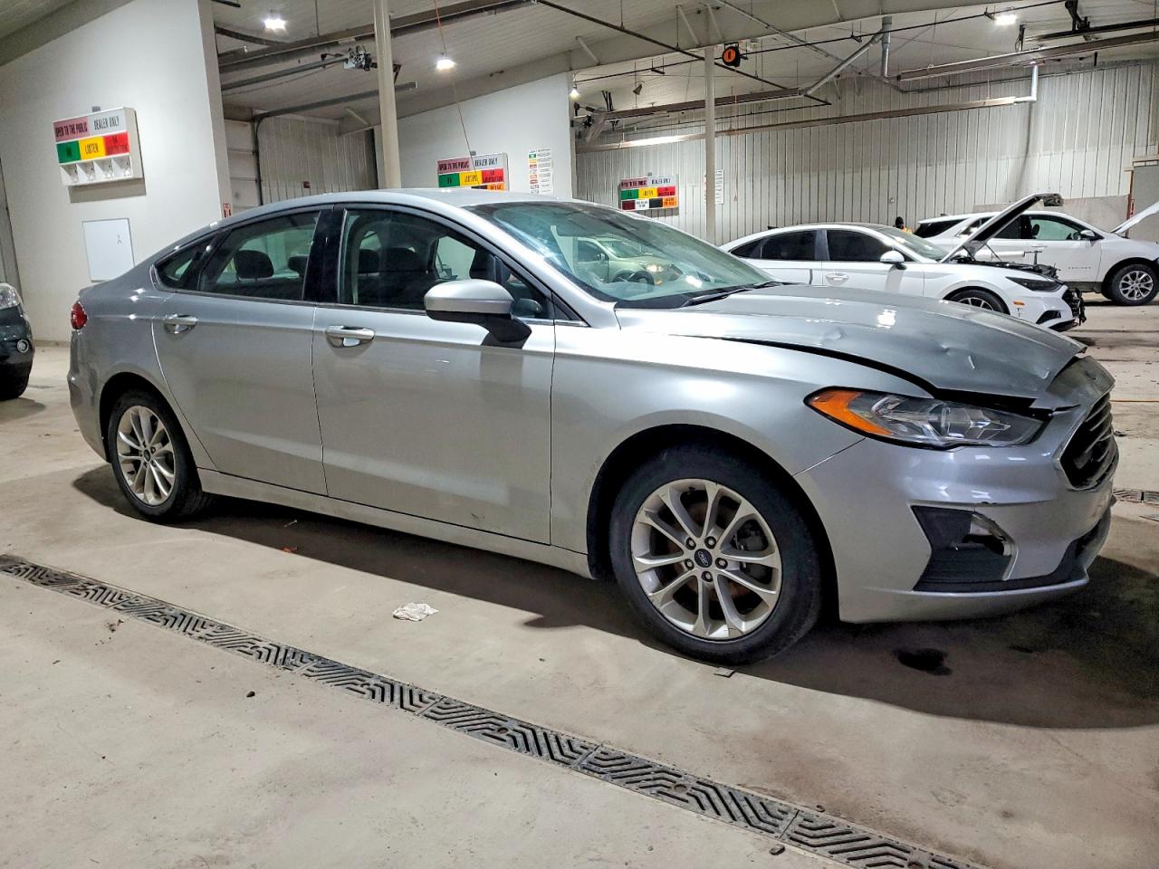 2020 FORD FUSION SE photo 4