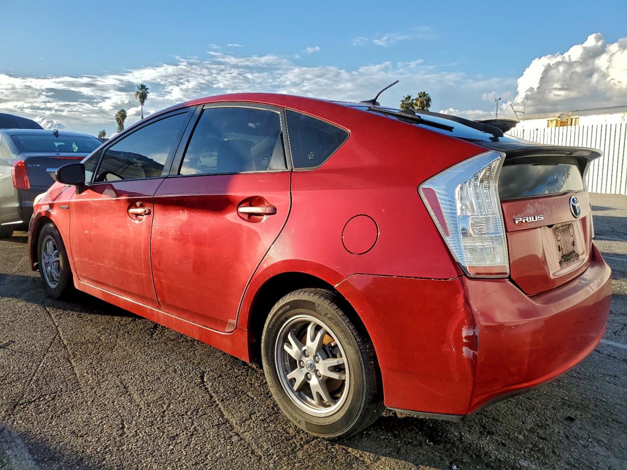 2010 TOYOTA PRIUS photo 2