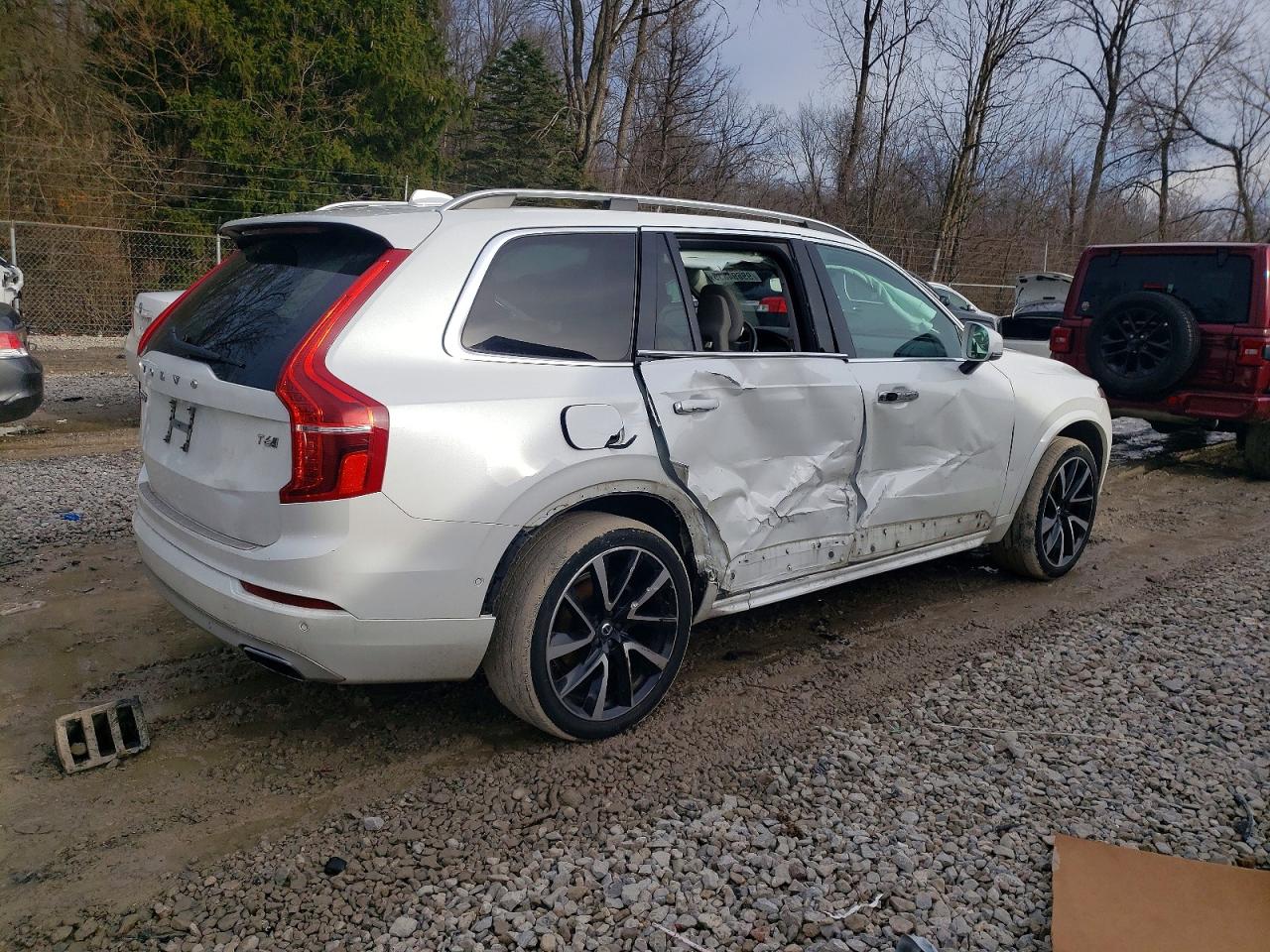 2018 VOLVO XC90 T6 photo 3
