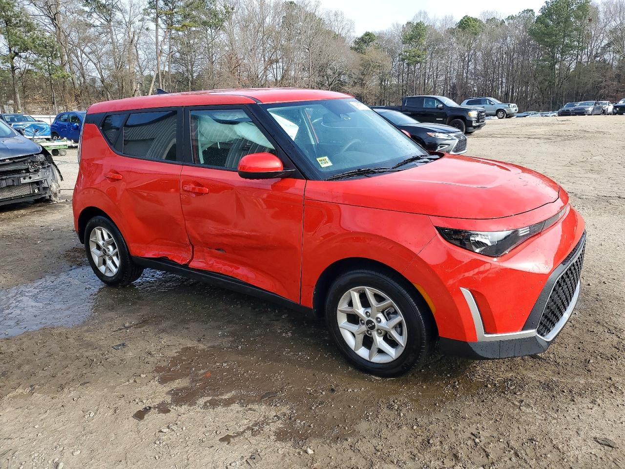 2024 KIA SOUL LX photo 4