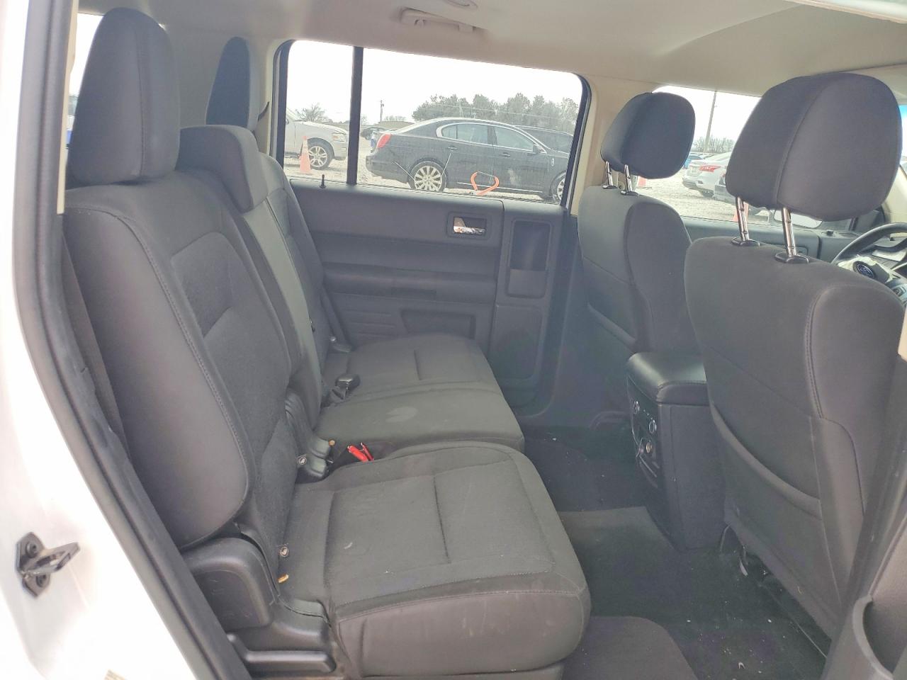 2016 FORD FLEX SE photo 11
