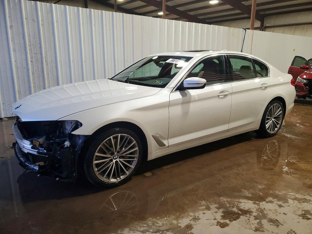 2019 BMW 530
