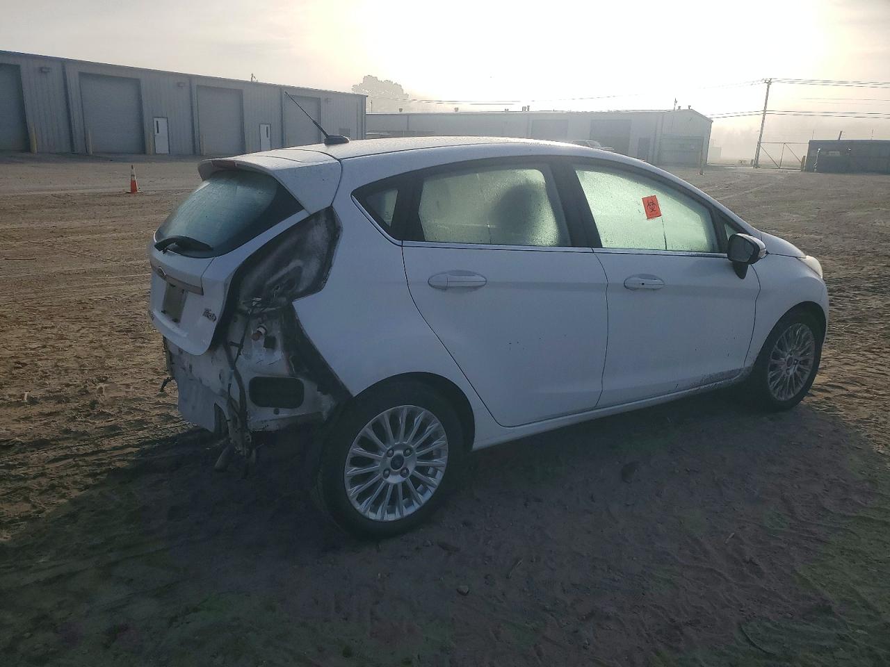 2015 FORD FIESTA TITANIUM photo 5