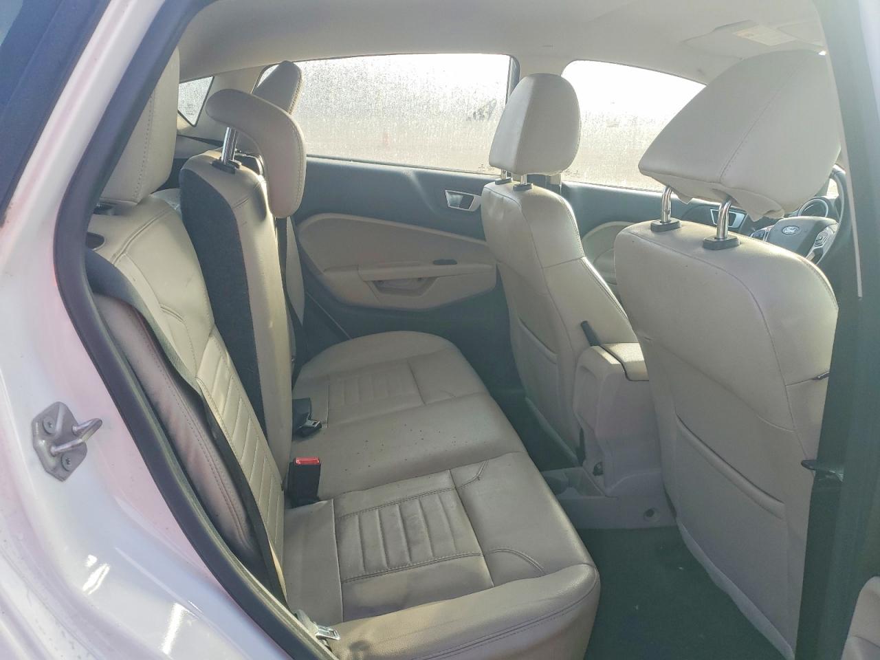 2015 FORD FIESTA TITANIUM photo 19
