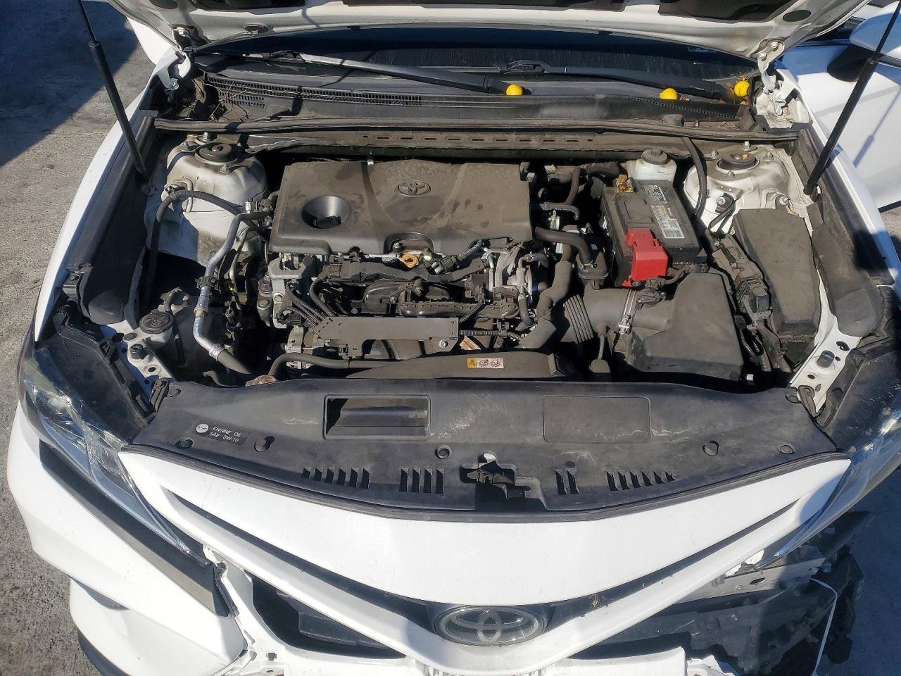2019 TOYOTA CAMRY L photo 11