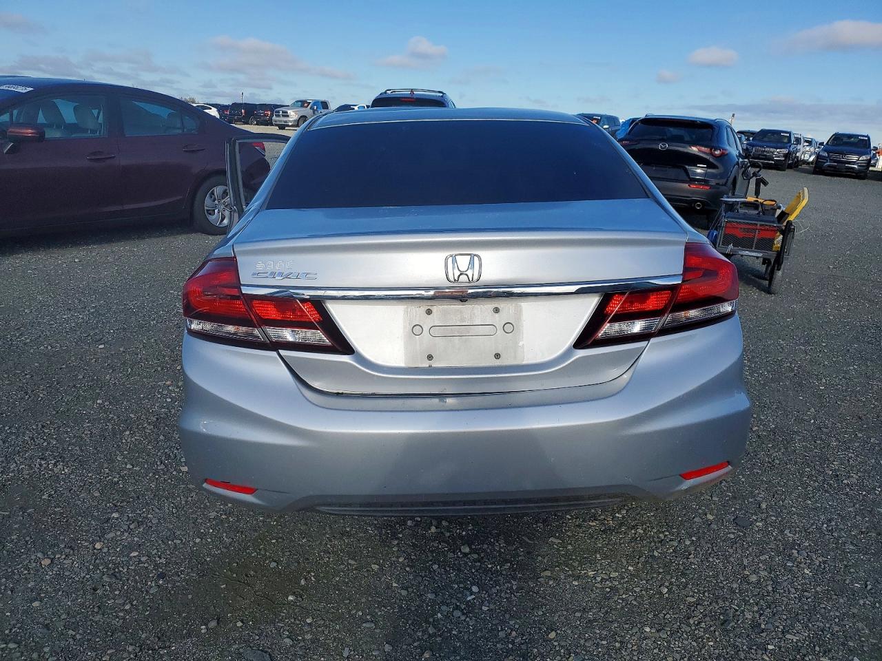 2015 HONDA CIVIC LX photo 6