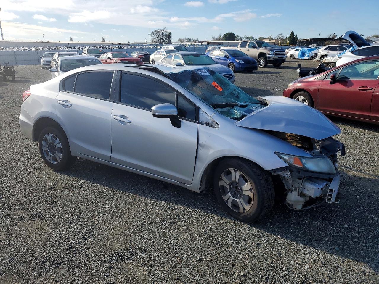 2015 HONDA CIVIC LX photo 4