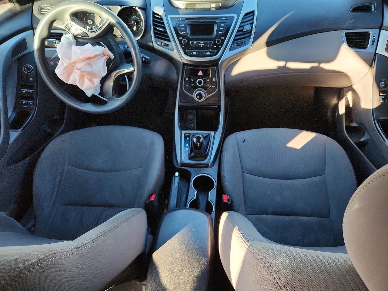 2014 HYUNDAI ELANTRA SE photo 8
