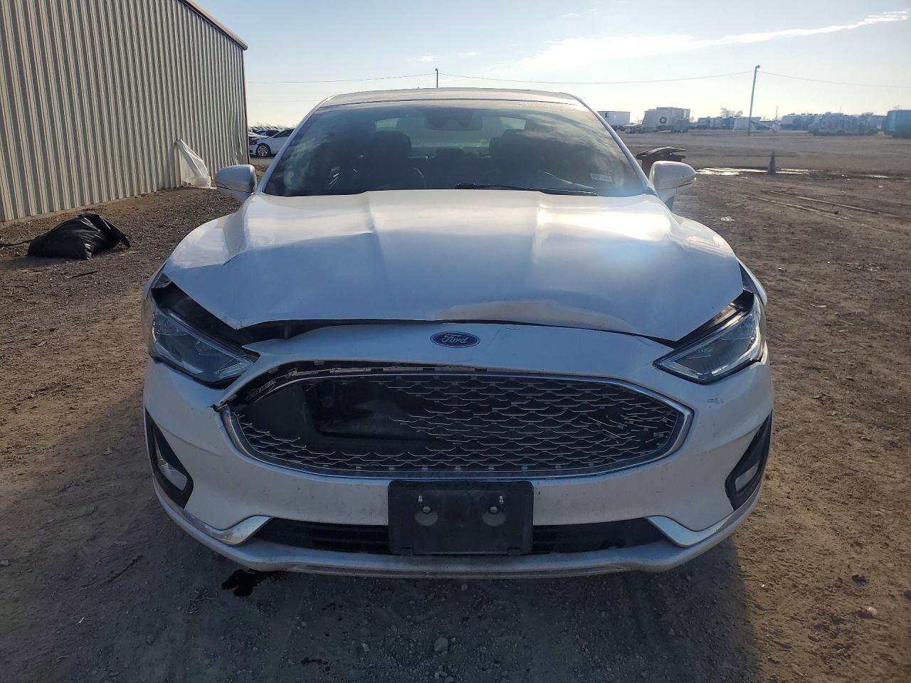 2019 FORD FUSION TITANIUM photo 5