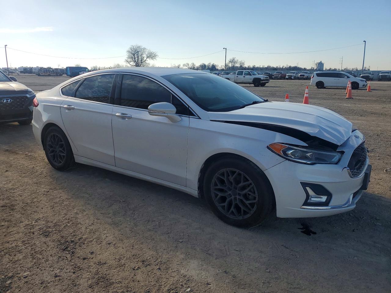 2019 FORD FUSION TITANIUM photo 4