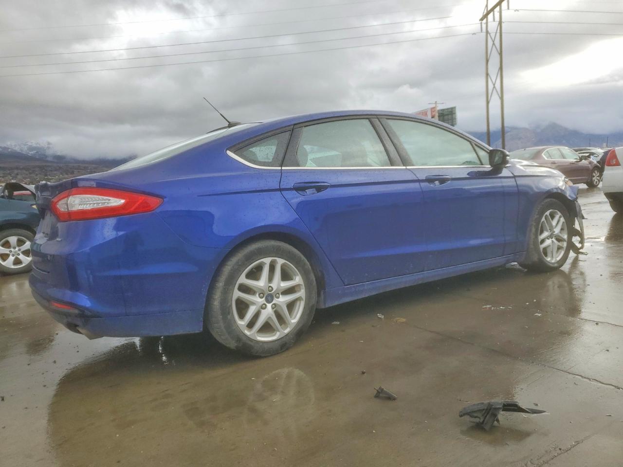 2015 FORD FUSION SE photo 3