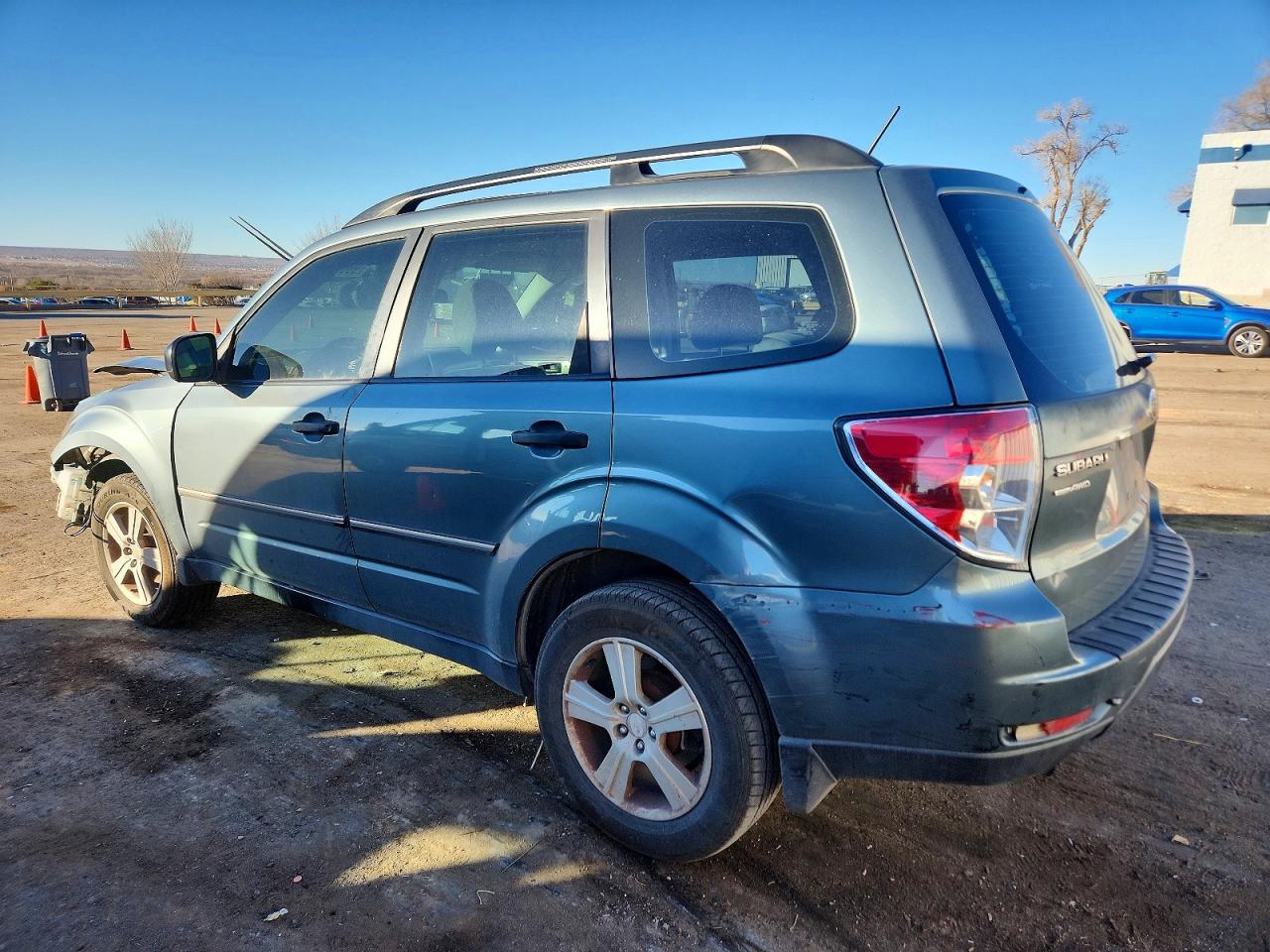 2010 SUBARU FORESTER XS photo 2