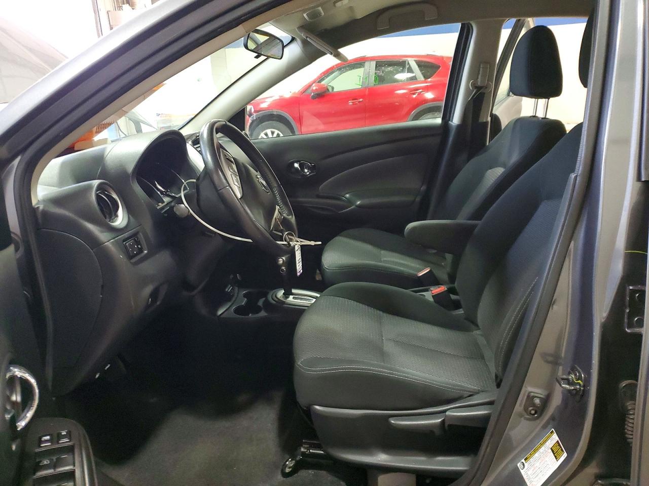 2018 NISSAN VERSA S photo 7