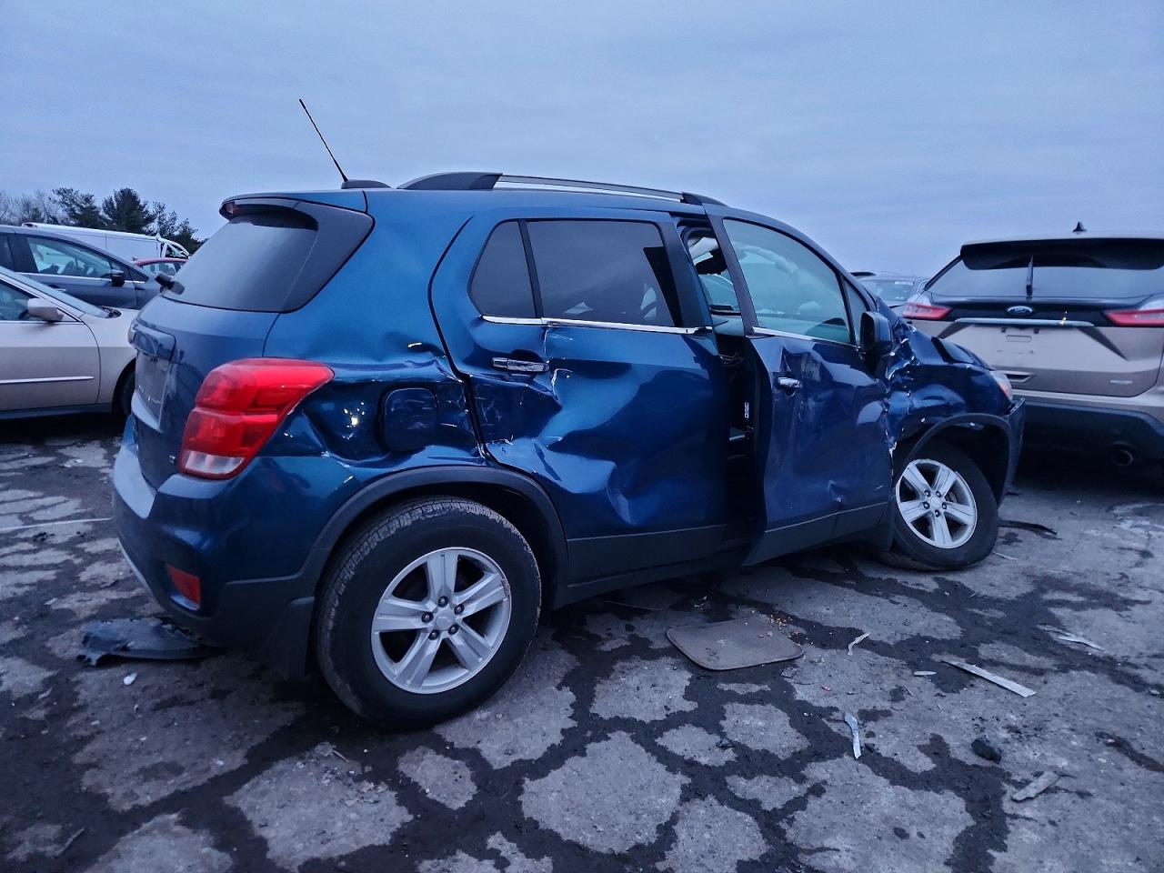 2019 CHEVROLET TRAX 1LT photo 7